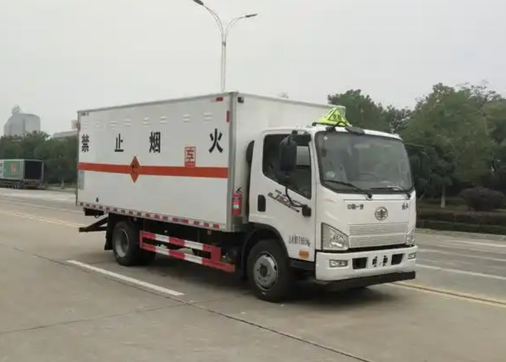 慈利爆破器材运输车可以上高速吗？